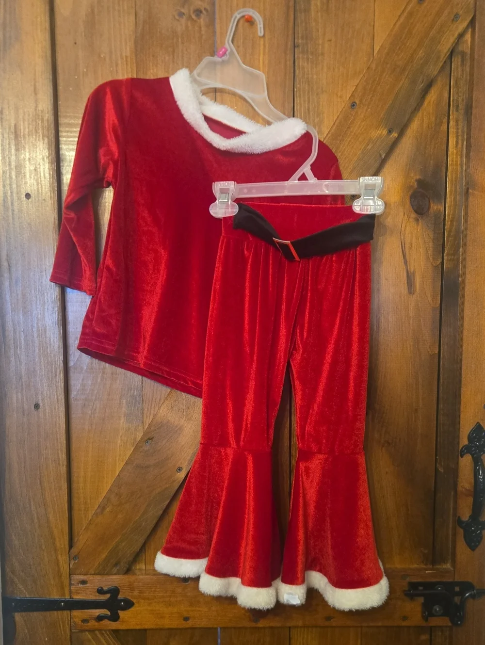 SHEIN Red Velvet Holiday Kids Pajama Set with White Faux Fur Trim